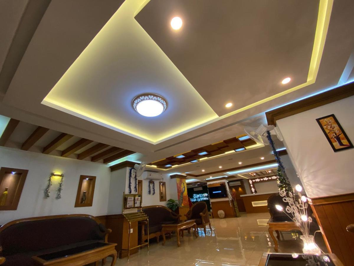 Guruvāyūr Utsavam Hotel Apartments מראה חיצוני תמונה
