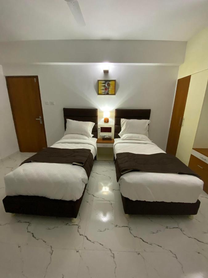 Guruvāyūr Utsavam Hotel Apartments מראה חיצוני תמונה